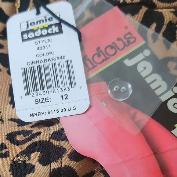 Leopard Print Capri Pants - Picture 6 of 8